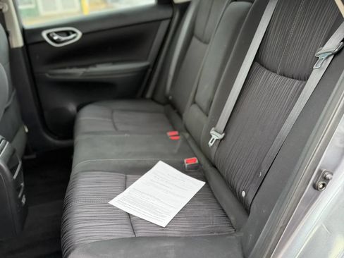 Used 2018 Nissan Sentra SV FWD image 12