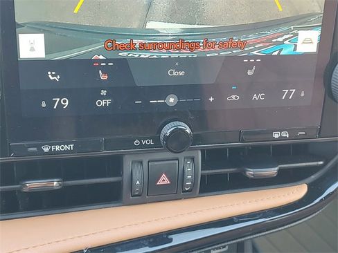 Used 2022 Lexus NX 250 250 Base w/ Towing Package (2000 Lbs) image 19