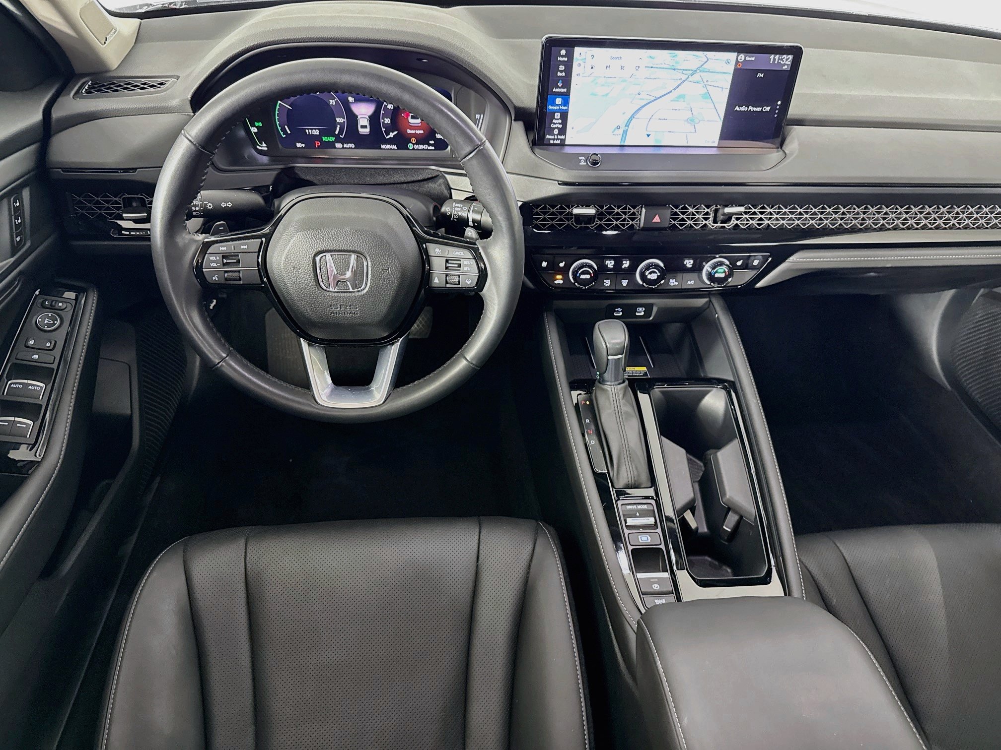 Used 2024 Honda Accord Touring image 27