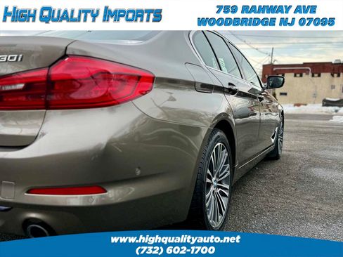 Used 2017 BMW 530i xDrive image 34