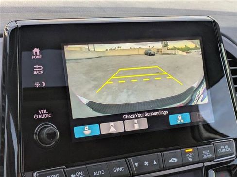 Used 2024 Honda Odyssey Elite image 13