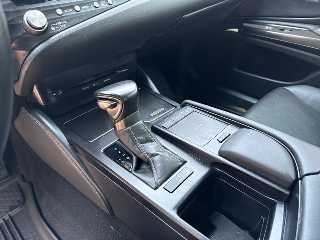 Used 2021 Lexus ES 250 AWD/4WD image 25