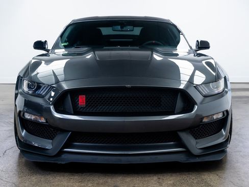 Used 2017 Ford Mustang Shelby GT350R w/ GT350R Equipment Group 920A image 2