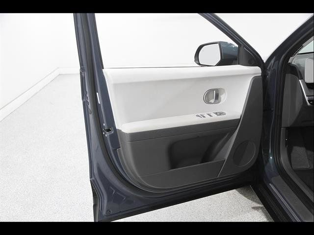 Certified 2024 Hyundai Ioniq 5 SEL AWD/4WD image 4