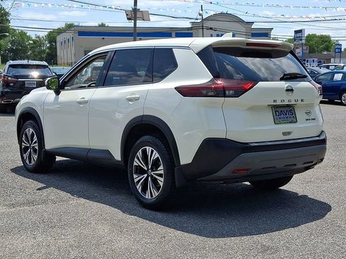Used 2021 Nissan Rogue SV AWD/4WD image 3