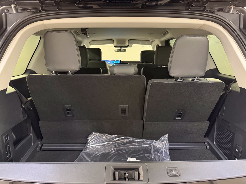New 2027 Ford Expedition Active AWD/4WD image 37