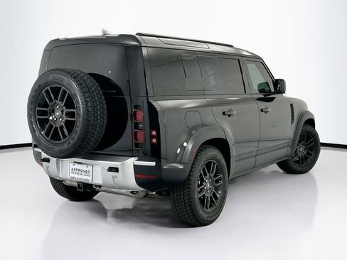 Used 2025 Land Rover Defender 110 S AWD/4WD image 5