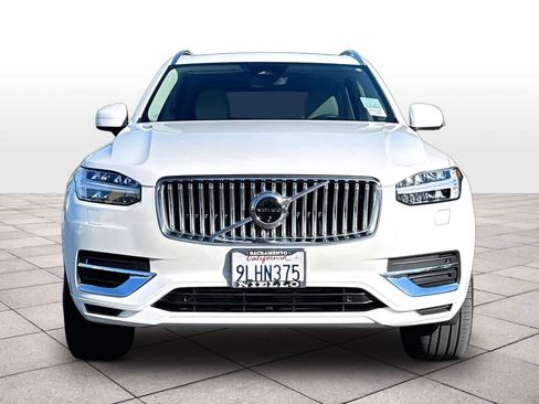Used 2024 Volvo XC90 T8 Ultimate w/ Protection Package Premier AWD/4WD image 3