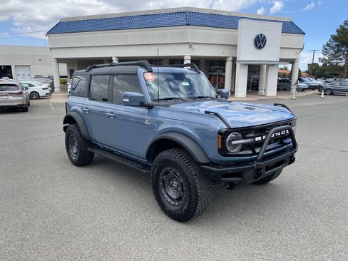Used 2024 Ford Bronco Outer Banks AWD/4WD image 45