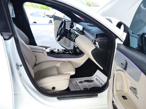Used 2020 Mercedes-Benz CLA 250 image 38