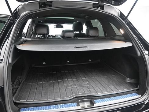 Used 2019 Mercedes-Benz GLC 300 image 24