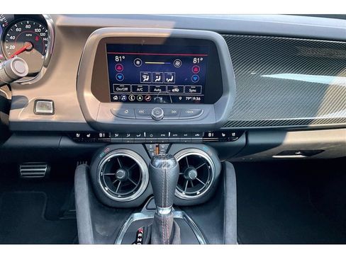 Used 2019 Chevrolet Camaro ZL1 RWD image 8