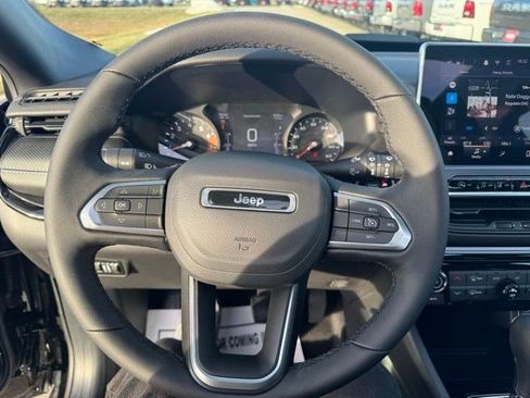 New 2026 Jeep Compass Latitude w/ Sun and Sound Group image 13