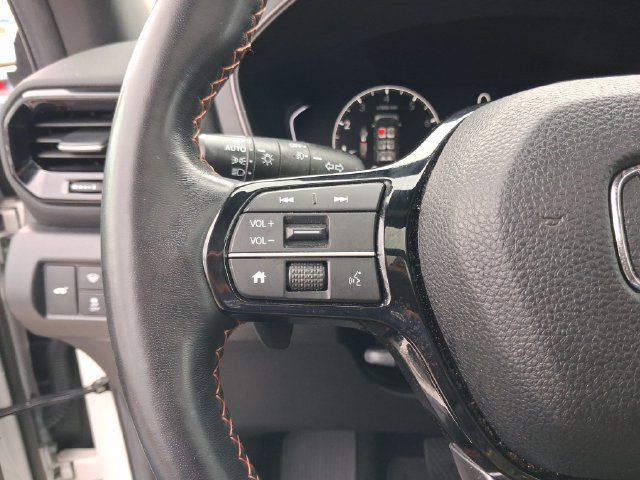 Used 2024 Honda Pilot TrailSport image 18