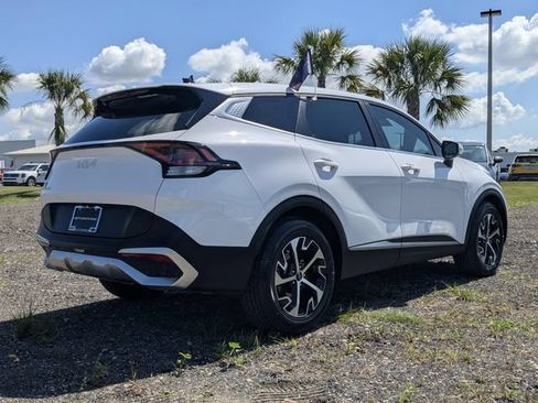 Certified 2023 Kia Sportage EX FWD image 5