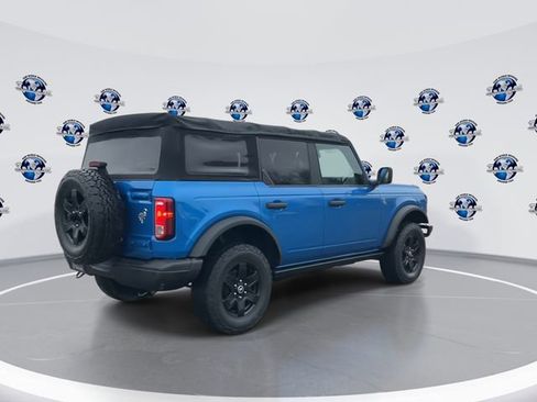 Used 2021 Ford Bronco Black Diamond image 9