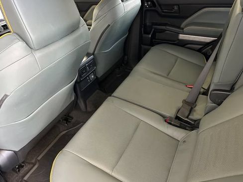 Certified 2025 Toyota 4Runner Trailhunter AWD/4WD image 16