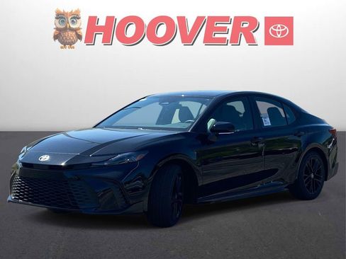 New 2026 Toyota Camry SE FWD image 7