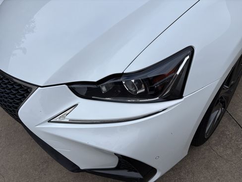 Used 2019 Lexus IS 300 F Sport w/ F Sport Package AWD/4WD image 2