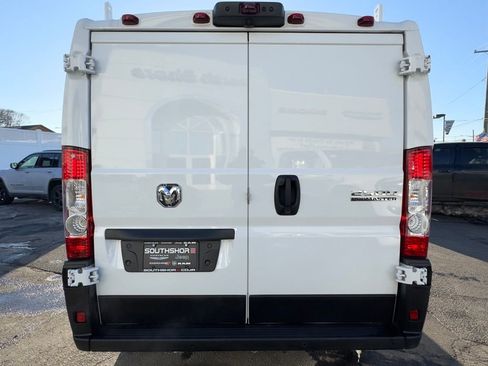 Used 2025 RAM ProMaster 2500 w/ Premium Convenience Group image 6