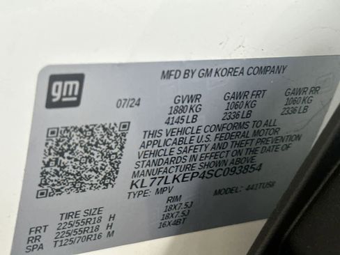 Used 2025 Chevrolet Trax ACTIV w/ Driver Confidence Package FWD image 29