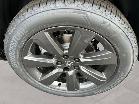 New 2026 Honda Pilot Sport image 14