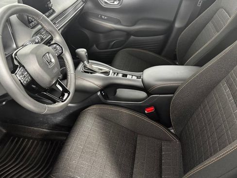Used 2024 Honda HR-V Sport image 14
