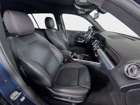 Used 2023 Mercedes-Benz GLB 250 w/ AMG Line image 29