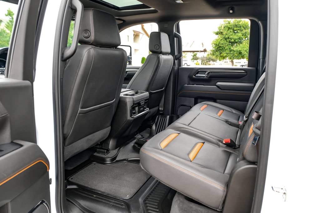 Used 2024 GMC Sierra 2500 AT4 w/ AT4 Premium Plus Package AWD/4WD image 36