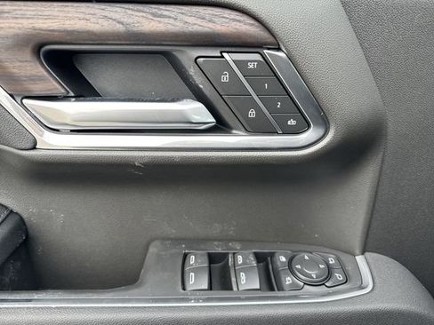 New 2026 GMC Sierra 1500 SLT w/ SLT Premium Package image 13