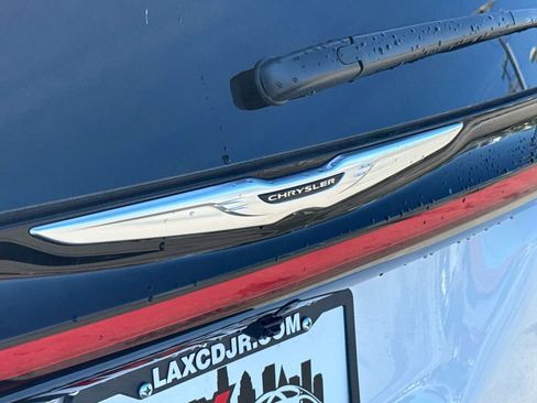 New 2026 Chrysler Pacifica Select FWD image 5