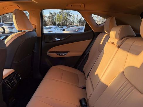 Used 2023 Lexus NX 350 Premium image 17