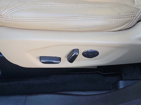 Used 2017 Ford Explorer Limited w/ Equipment Group 303A image 17