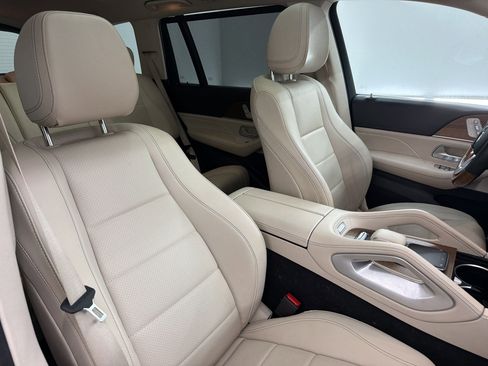 Used 2022 Mercedes-Benz GLS 450 4MATIC image 30