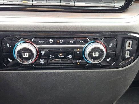 Used 2026 GMC Sierra 1500 SLT image 17