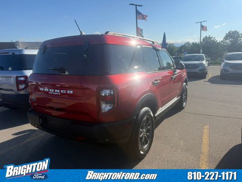 Used 2024 Ford Bronco Sport Outer Banks w/ Tech Package AWD/4WD image 6