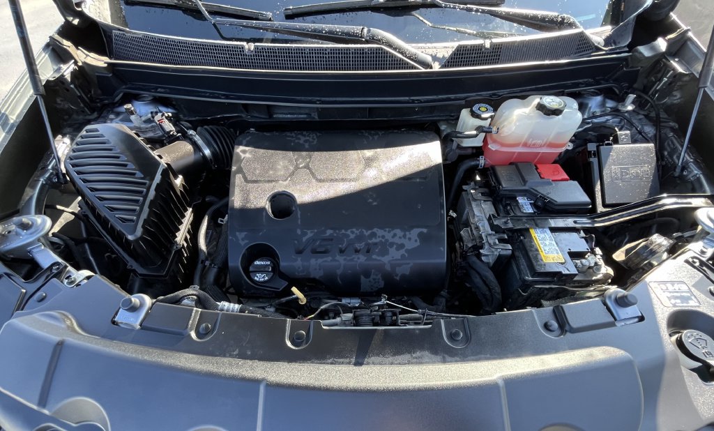 Used 2019 Chevrolet Traverse LT FWD image 32