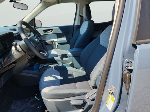 New 2025 Ford Maverick XLT image 8