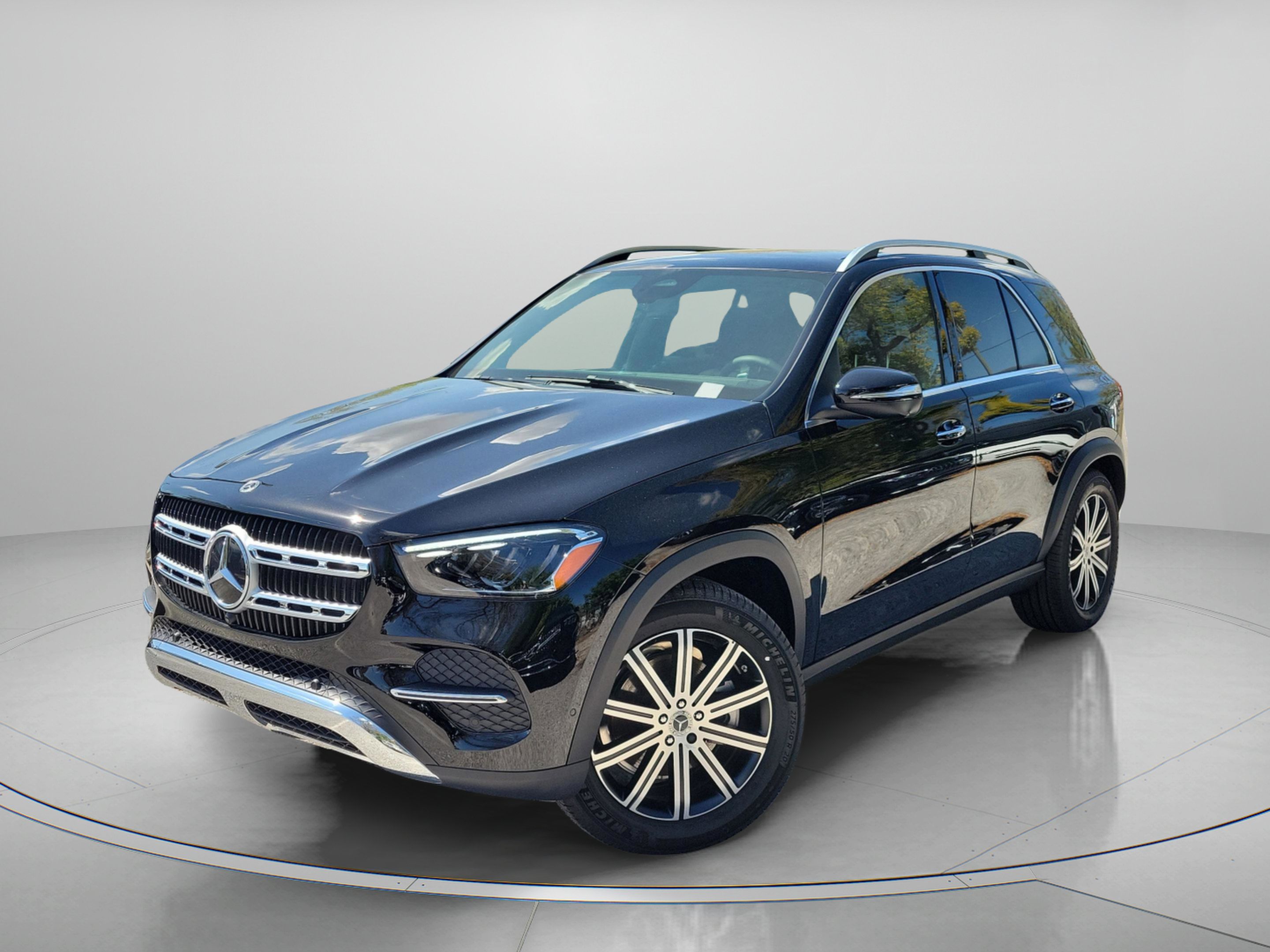 Certified 2026 Mercedes-Benz GLE 350 4MATIC image 2
