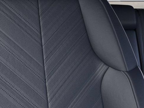 New 2026 Cadillac Optiq Luxury 2 RWD image 21