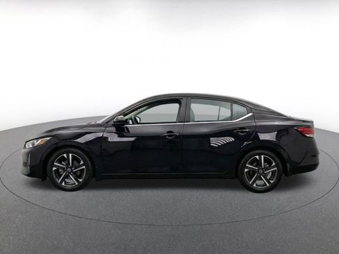 Used 2025 Nissan Sentra SV FWD image 4