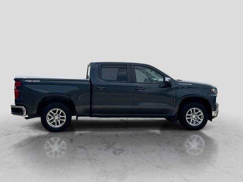 Used 2020 Chevrolet Silverado 1500 LT AWD/4WD image 7