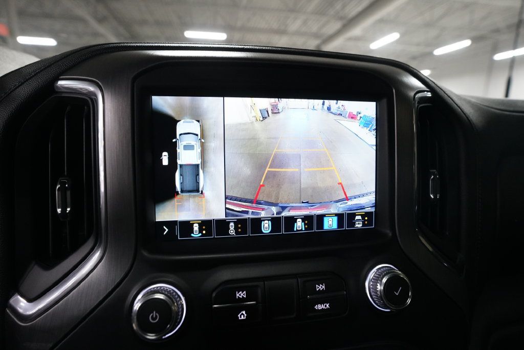 Used 2021 GMC Sierra 3500 Denali w/ Denali Ultimate Package AWD/4WD image 18