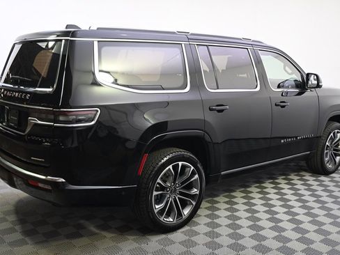 Used 2022 Jeep Grand Wagoneer Series III w/ Rear Seat Video Group 1 image 7