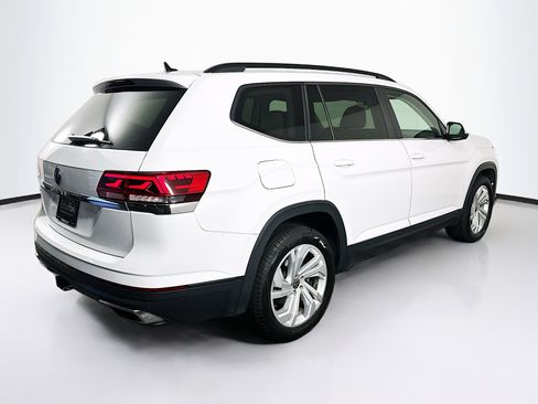 Used 2021 Volkswagen Atlas SE w/ Panoramic Sunroof Package FWD image 9