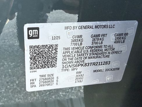 Used 2026 Chevrolet Tahoe Z71 w/ Comfort Package AWD/4WD image 39