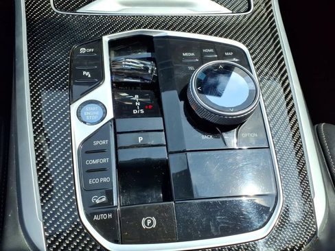 Used 2024 BMW X5 M60i AWD/4WD image 9