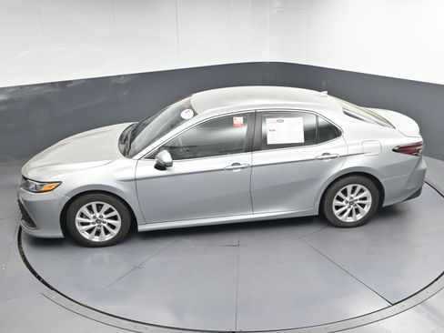 Certified 2021 Toyota Camry LE image 37