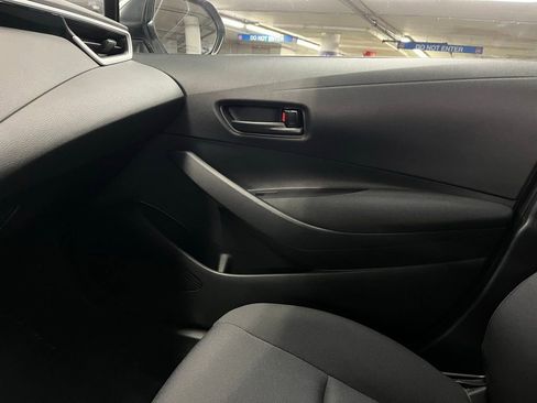 Used 2024 Toyota Corolla LE image 28