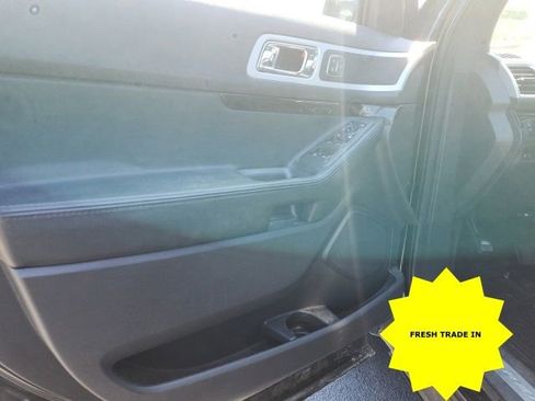 Used 2015 Ford Explorer Limited w/ Equipment Group 302A AWD/4WD image 14
